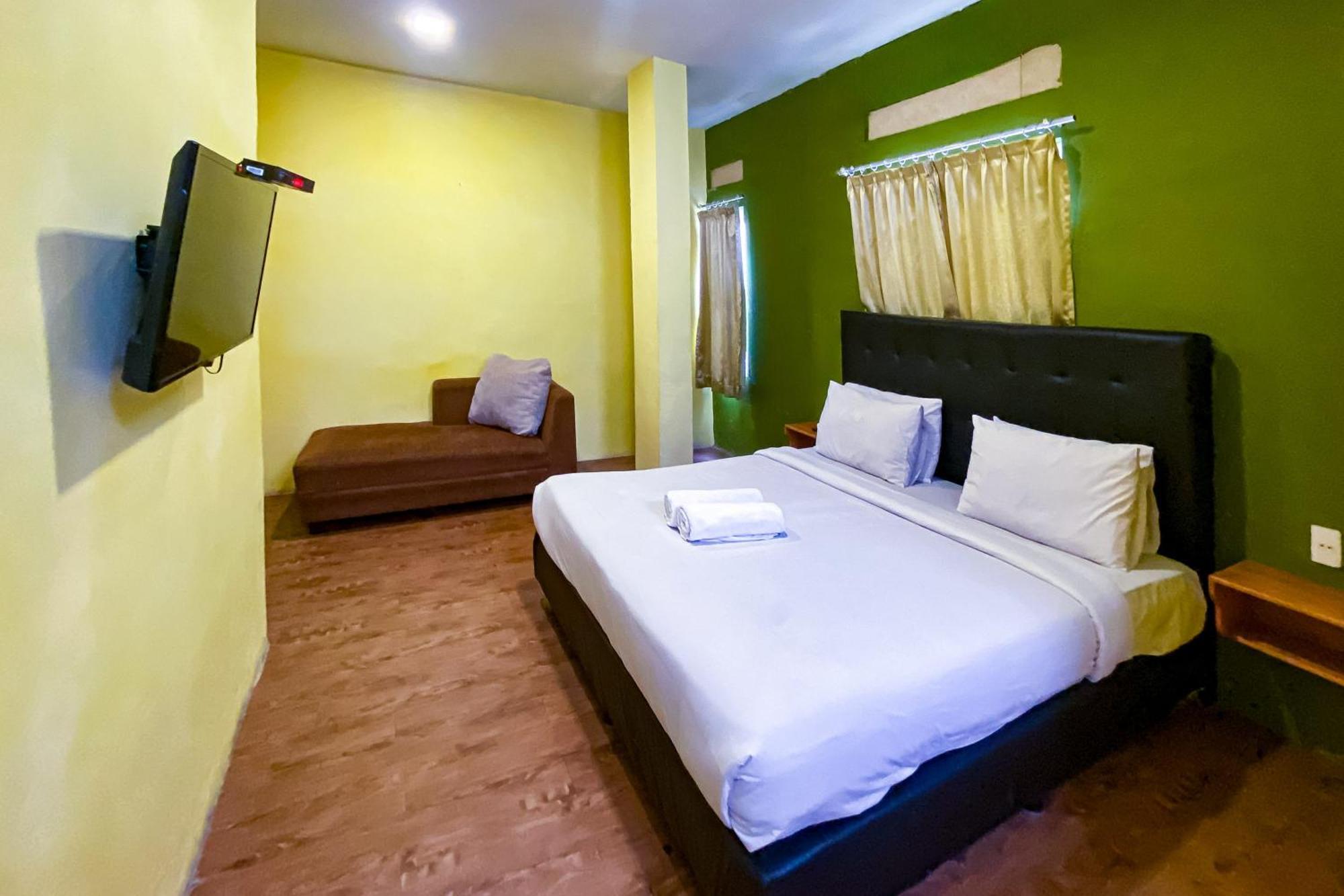 Reddoorz At Sentosa Jaya Helvetia Hotel Medan Exterior photo