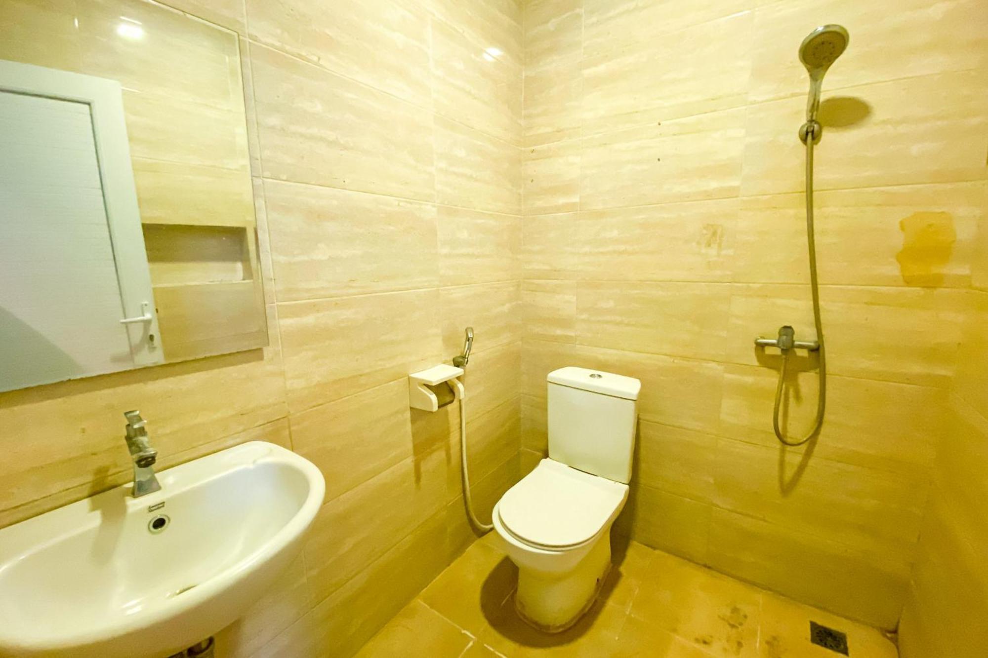 Reddoorz At Sentosa Jaya Helvetia Hotel Medan Exterior photo