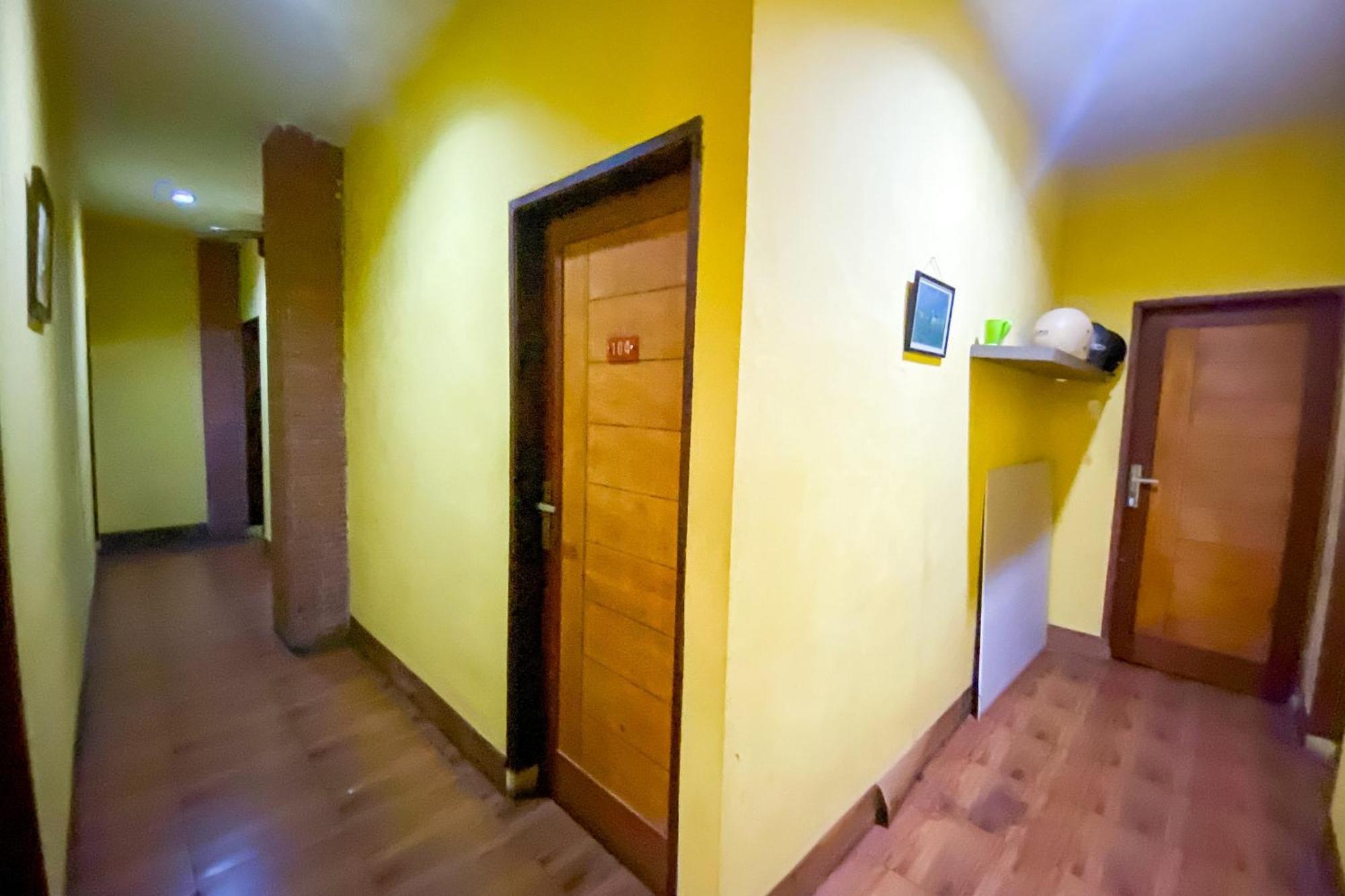 Reddoorz At Sentosa Jaya Helvetia Hotel Medan Exterior photo