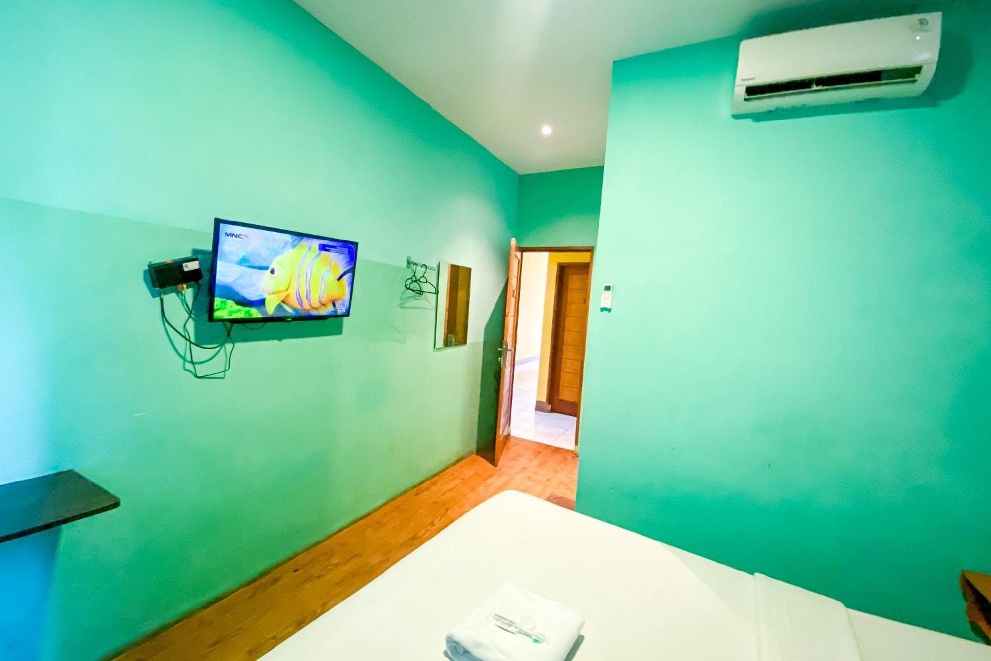 Reddoorz At Sentosa Jaya Helvetia Hotel Medan Exterior photo